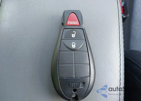 2014 Jeep Cherokee Sport z USA, uszkodzony, nr VIN 1C4PJLAB2EW302892